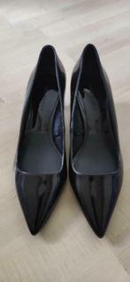 Nieuwe zwarte lak schoenen van ZARA maat 38, Kleding | Dames, Schoenen, Nieuw, Zara, Ophalen of Verzenden, Schoenen met lage hakken