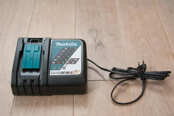 Makita DC18RC Li-ion 18v  LXT oplader / acculader / lader, Auto diversen, Autogereedschap, Nieuw, Ophalen of Verzenden