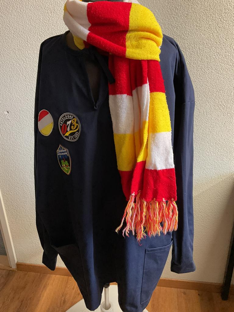 Oeteldonk carnaval boeren kiel maat 11/XL nieuw, Carnaval, Ophalen of Verzenden, Kleding, Maat 56/58 (XL)
