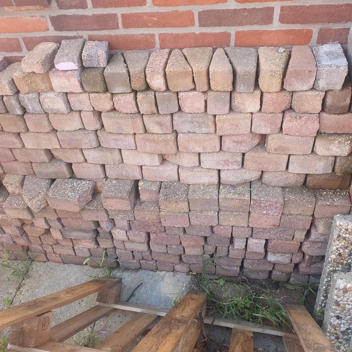Gratis Grindtegels en Stenen Af te Halen, Tuin en Terras, Tegels en Klinkers, Gebruikt, Terrastegels, Beton, Ophalen