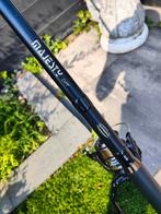 Hengel + molen + 2 reserve spoelen, Watersport en Boten, Hengelsport | Karpervissen, Ophalen, Gebruikt