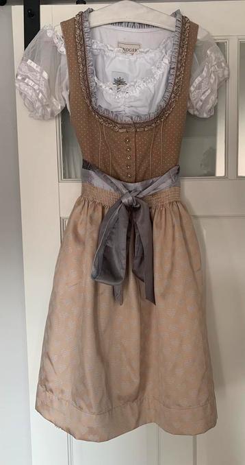 Oktoberfest Kruger Dirndl maat 42 beschikbaar voor biedingen