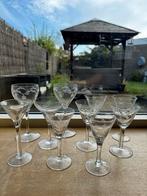 Antieke gegraveerde borrelglaasjes - Set van 10, Antiek en Kunst, Antiek | Glas en Kristal, Ophalen of Verzenden