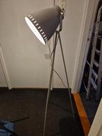 Industriële Tripod Vloerlamp / Studiolamp, Huis en Inrichting, Lampen | Vloerlampen, Gebruikt, 100 tot 150 cm, Ophalen of Verzenden