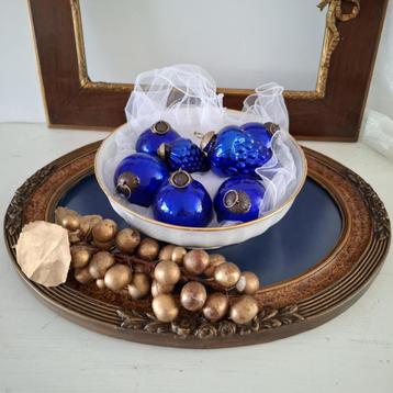 Brocante/antieke heksenballen beschikbaar voor biedingen