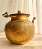 Vintage Messing Theepot met Bloemen, Antiek en Kunst, Antiek | Koper en Brons, Ophalen of Verzenden, Koper