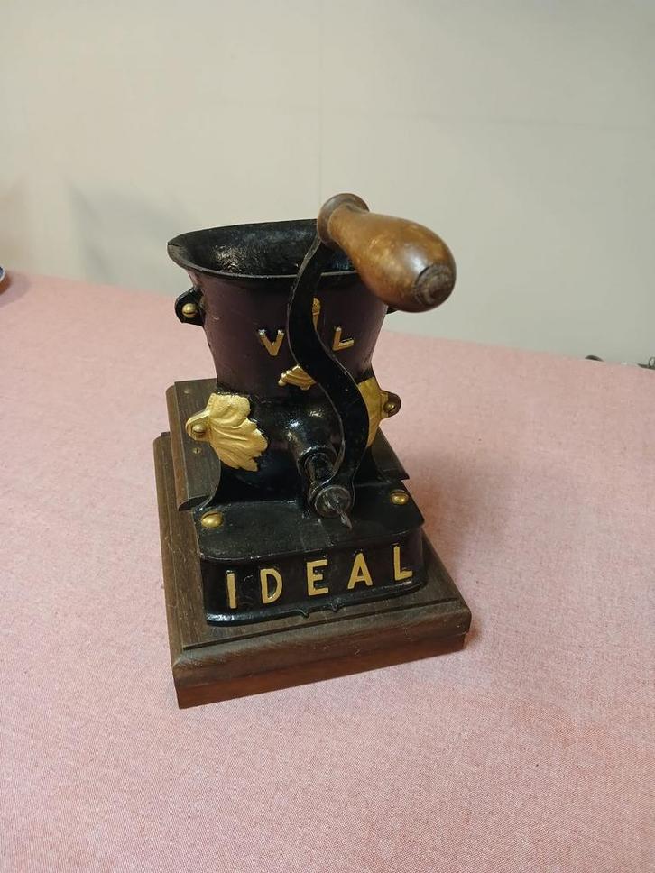 Koffiemolen Ideal, Antiek en Kunst, Antiek | Keukenbenodigdheden, Ophalen