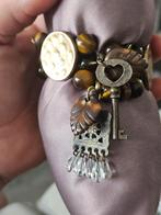Vintage Armband met Bedels tijgeroog, Gebruikt, Bruin, Ophalen of Verzenden, Elastiek