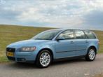 Volvo V50 2.5 T5 6-bak 2004 Blauw | zeer goed OH | clima!, Auto's, Voorwielaandrijving, 74 €/maand, Zwart, Blauw