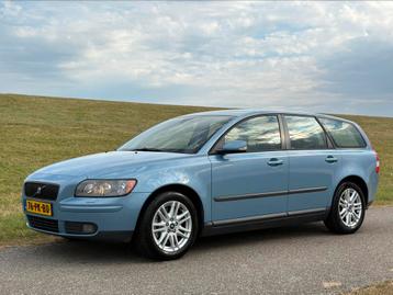 Volvo V50 2.5 T5 6-bak 2004 Blauw | zeer goed OH | clima! beschikbaar voor biedingen