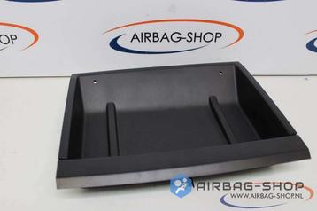 Volkswagen Caddy 2017 Opbergvak Dashboard 2K5857921 B beschikbaar voor biedingen
