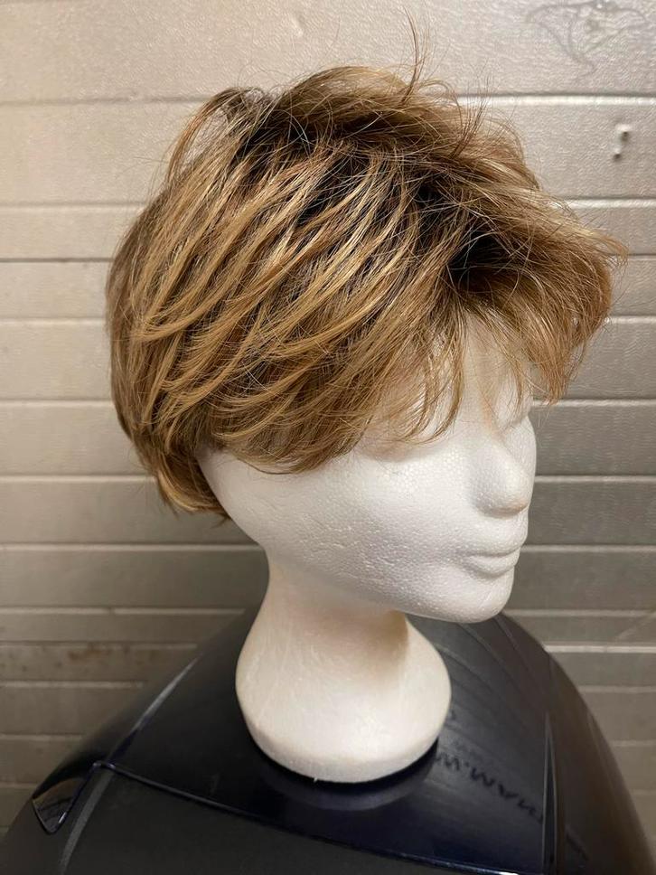 Modixx Pruik met Borstel & Haarlak, Sieraden, Tassen en Uiterlijk, Uiterlijk | Haarverzorging, Nieuw, Pruik of Haarverlenging