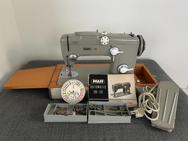 Pfaff 260 Automatic naaimachine in zeer goede staat, Hobby en Vrije tijd, Naaimachines en Toebehoren, Zo goed als nieuw, Naaimachine