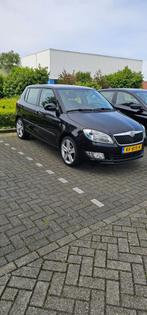 Skoda Fabia 1.2 TSI 63KW 2011 Zwart, Auto's, Skoda, Voorwielaandrijving, 4 cilinders, Zwart, 1016 kg