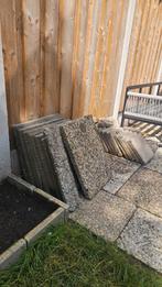 Gratis tegels/grindstenen, Tuin en Terras, Ophalen, Zo goed als nieuw, 10 m² of meer, Beton