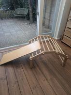 Houten klimrek met glijbaan en looprek, Kinderen en Baby's, Speelgoed | Houten speelgoed, Ophalen of Verzenden, Zo goed als nieuw