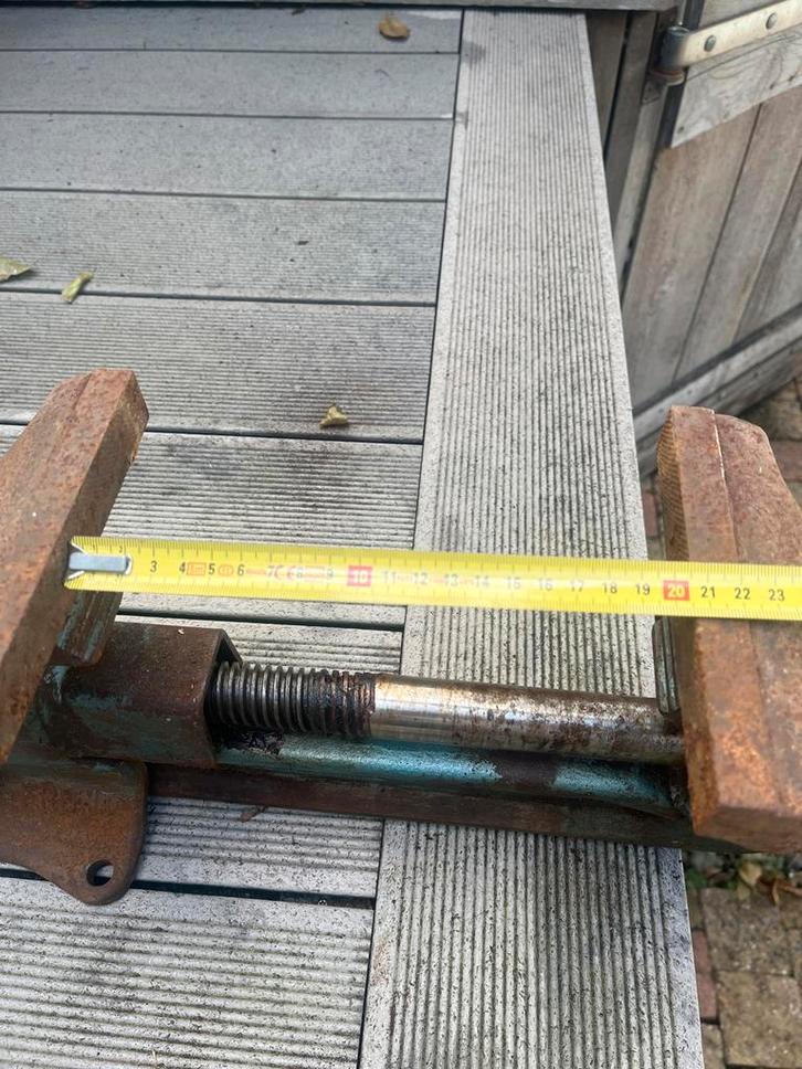 Heuer Bankschroef - Zware Uitvoering, Doe-het-zelf en Verbouw, Gereedschap | Handgereedschap, Gebruikt, Ophalen of Verzenden