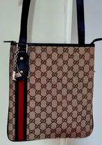 GUCCI MONOGRAM WEB JOLICOEUR CHARMS MESSENGER BAG, Ophalen of Verzenden, Zo goed als nieuw, Bruin