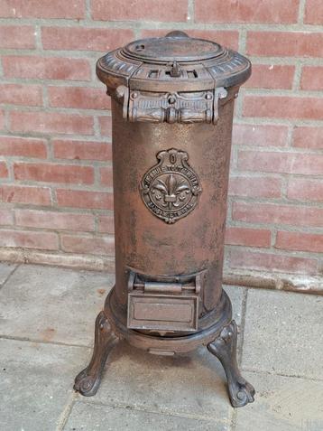 Antieke Franse kolen/hout kachel - Godin beschikbaar voor biedingen