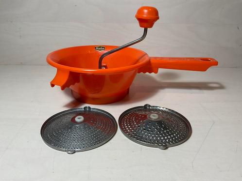 Roerzeef passeerzeef oranje van Moplen als nieuw, Huis en Inrichting, Keuken | Keukenbenodigdheden, Zo goed als nieuw, Ophalen of Verzenden