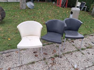 tuinstoelen beschikbaar voor biedingen