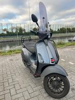 Vespa Sprint 2022 | Full option, Fietsen en Brommers, Scooters | Vespa, Ophalen, Maximaal 45 km/u, Vespa S, Zo goed als nieuw