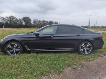BMW 7-Serie M760li 609pk Xdrive Aut 2017 Zwart beschikbaar voor biedingen