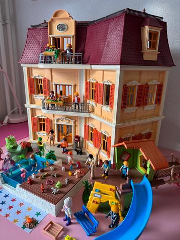 Playmobil Herenhuis woonhuis 5302 met Extra’s en ingericht beschikbaar voor biedingen