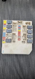 Zekeringskast Renault Clio 3 2005-2012 - 356231D, Auto-onderdelen, Elektronica en Kabels, Ophalen, Gebruikt, Renault
