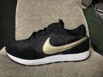 NIKE sneakers mt 38,5 vallen als 37, Zwart, Nike, Ophalen of Verzenden, Sneakers of Gympen