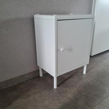 Mooi wit metalen kastje , ikea Dynan  beschikbaar voor biedingen