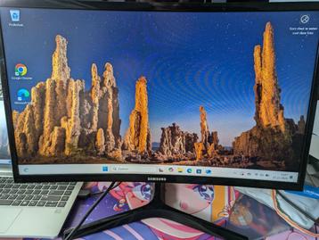 Samsung C24F396FHR | 24" • 1920x1080 (Full HD) • 72Hz • VA beschikbaar voor biedingen