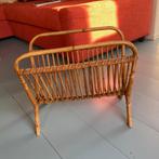 Vintage rotan lectuurbak vintage rotan krantenbak, Huis en Inrichting, Woonaccessoires | Krantenbakken en Lectuurbakken, Ophalen
