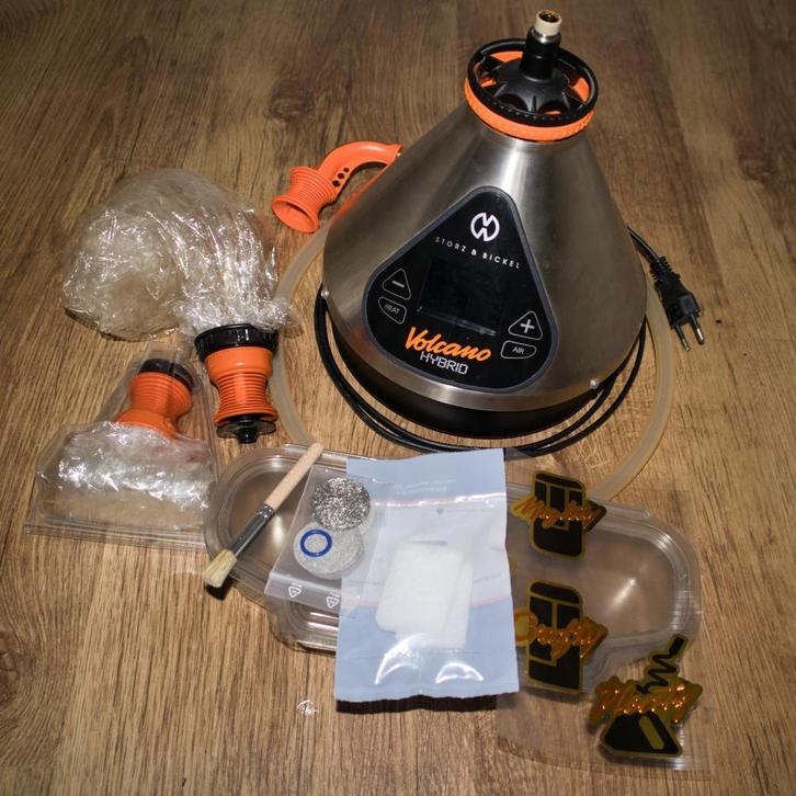 Volcano Hybrid Vaporizer, Verzamelen, Rookartikelen, Aanstekers en Luciferdoosjes, Zo goed als nieuw, Sigarenbandjes, Ophalen of Verzenden