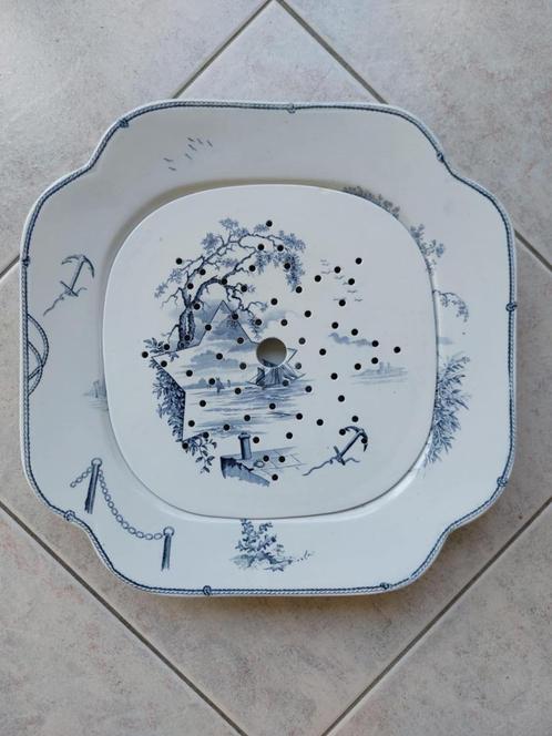 Regout Maastricht Marines treefbord met treef blauw., Antiek en Kunst, Antiek | Servies los, Ophalen