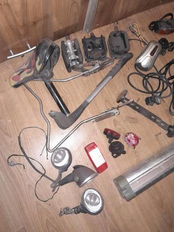 Fietsonderdelen - Diverse Onderdelen beschikbaar voor biedingen