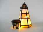 Vuurtoren met huisje lamp in glas in lood tiffany stijl, Ophalen of Verzenden