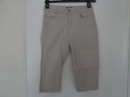 Maat 36. Zand beige driekwart ( capri ) broek., Kleding | Dames, Broeken en Pantalons, Beige, Ophalen of Verzenden, Zo goed als nieuw
