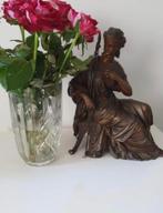 Beeld Griekse vrouw met speren van zamak of brons, Verzenden, Brons