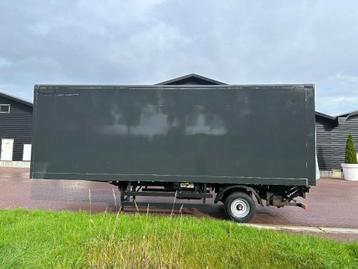 SAXAS be oplegger 8.9 ton met laadklep 1500 kg breed 243.5 c beschikbaar voor biedingen