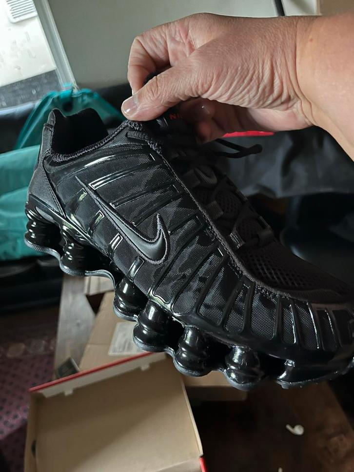 Gloednieuwe Nike Shox TL - Maat 43, Kleding | Heren, Schoenen, Nieuw, Sneakers of Gympen, Zwart, Ophalen
