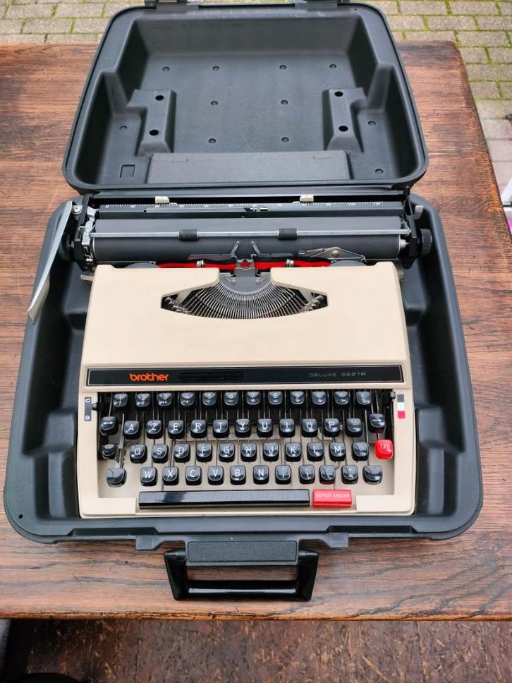 Typemachine Brother 662TR. A3 & A4. WERKT !!!, Diversen, Typemachines, Gebruikt, Ophalen