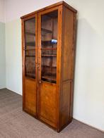 Hoge Vitrine of Servies kast, Met plank(en), Gebruikt, 100 tot 150 cm, 200 cm of meer
