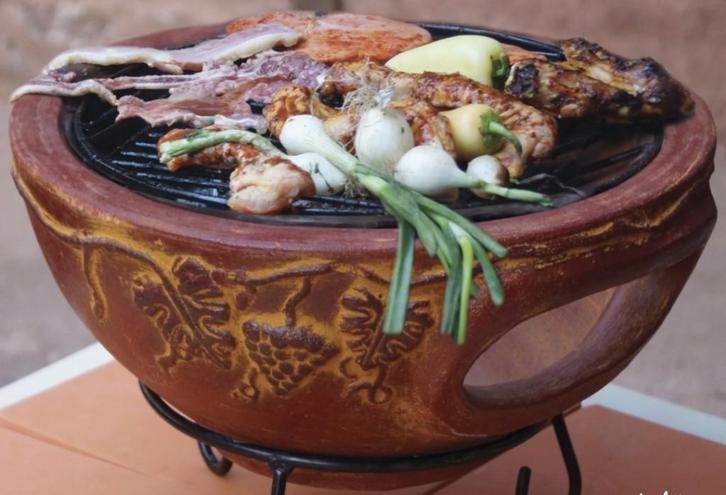 Sol-y-Yo 7130RD Mexican table Barbecue / Fire Pit 44x26cm. r, Tuin en Terras, Houtskoolbarbecues, Nieuw, Verzenden