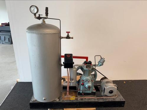 Lucht Compressor, Antiek en Kunst, Antiek | Gereedschap en Instrumenten, Ophalen of Verzenden