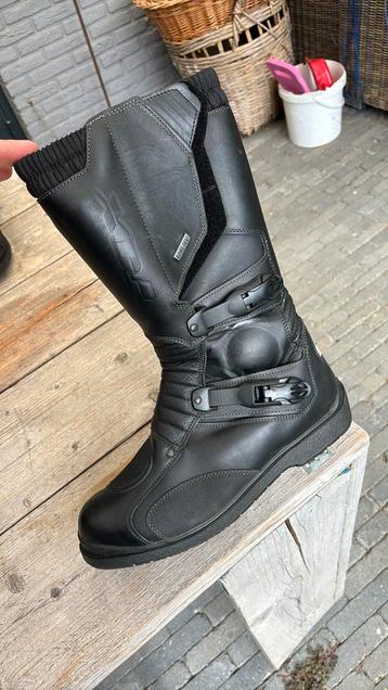 Motorlaarzen GORETEX NIEUW mt 45 beschikbaar voor biedingen