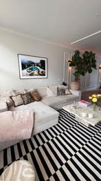 Prachtige grote beige bank van Decor Amsterdam, Huis en Inrichting, Ophalen, 125 tot 150 cm, Hoekbank, 300 cm of meer