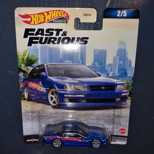 234 - Hotwheels Nissan Maxima in verpakking., Hobby en Vrije tijd, Modelauto's | Overige schalen, Nieuw, Auto, Ophalen of Verzenden