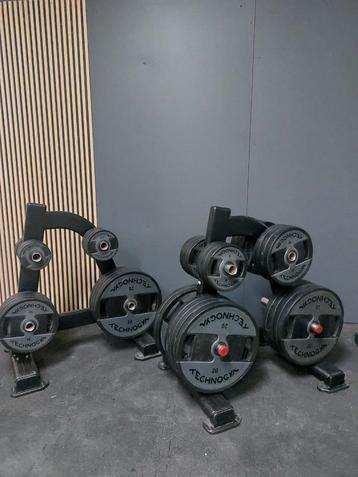 TOP STAAT! Technogym PU Urethane schijven Olympic Weight beschikbaar voor biedingen