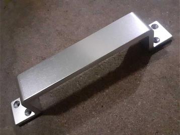 22x aluminium deurgreep 200x28mm kozijngreep kozijnbeugel b5 beschikbaar voor biedingen